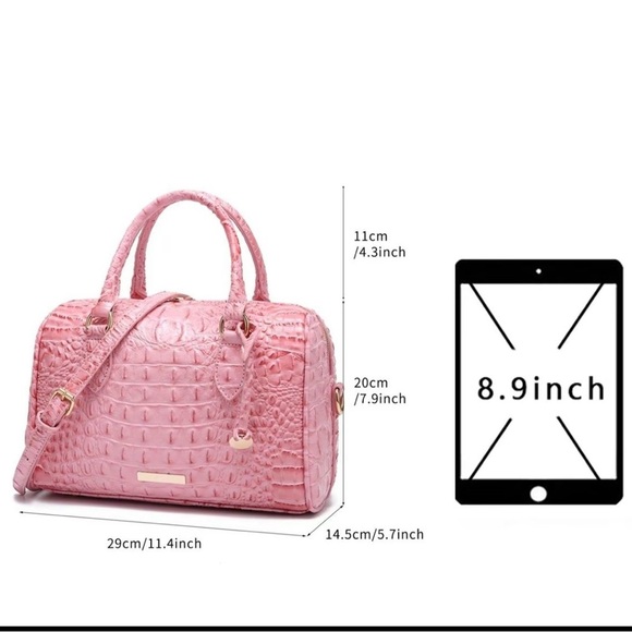 Elegant Pink Crocodile-Embossed Crossbody Bag - Picture 5 of 5